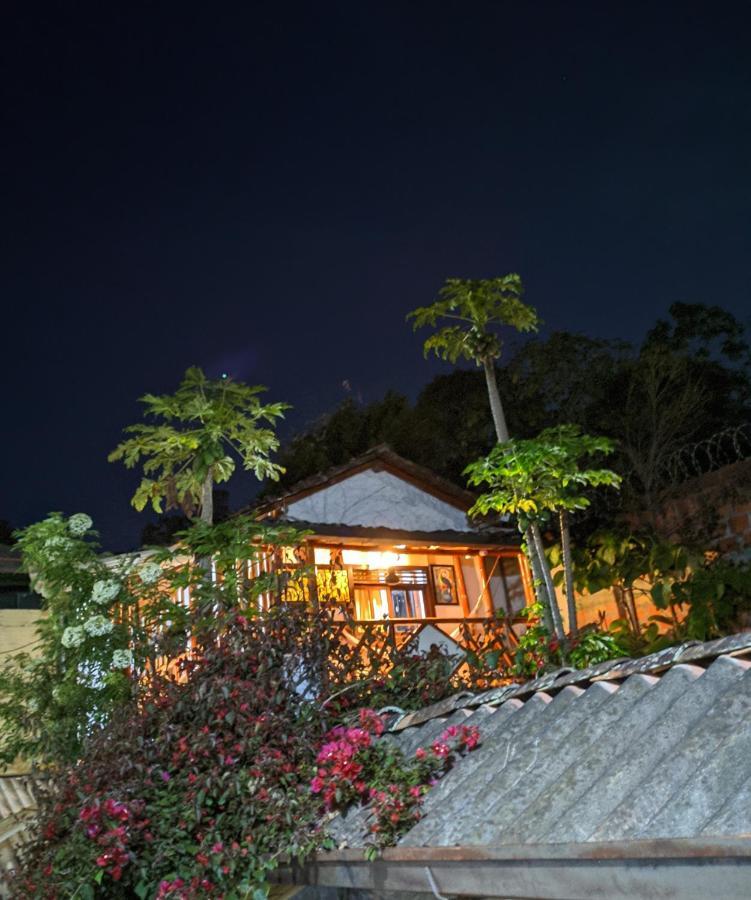 Hospedaje El Jardin ซานอากุสติน ภายนอก รูปภาพ